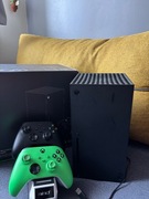 XBOX SERIES X +2 pady +stacja ładująca + gry