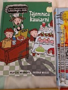 Martin Widmark, Biuro Detektywistyczne Lassego i Mai, Tajemnica Kawiarnii