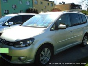 VW TOURAN 1,6 TDI HIGHLINE AUT. DSG - SREBRNY - 7 osob.