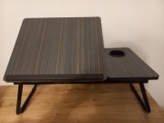 Składany stolik pod laptopa