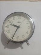 Kolekcjonerski budzik marki Peter z lat 70 XX w 