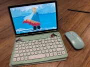 Sprzedam zadbany zestaw: tablet Samsung Galaxy Tab S6 Lite w wersji LTE