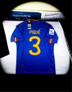 (M) PIQUÉ 3 HISZPANIA WORLD CUP 2010 NOWA GRANATOWA PIŁKARSKA KOSZULKA
