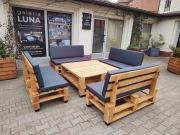 Zestaw ogrodowy na wzór palet 