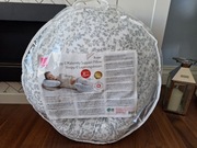 Motherhood, kojec, poduszka ciążowa, szare gałązki