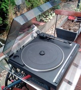 Gramofon Yamaha P320 full automat paskowy czarny + vinyle