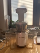 Wyciskarka Versapers Hurom