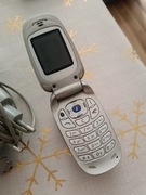 Telefon Samsung X640 z klapką / srebrny / używany / Sprawny 
