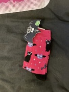 Skarpetki z motywem kota czarnego.