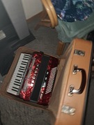 Akordeon Delicia Carmen XII czerwony