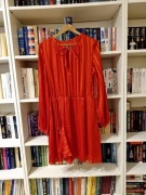 & Other Stories czerwona sukienka S 36 plisowana z podszewką