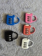 5 małych kłódek nowych