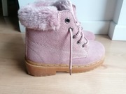 Trapery dziewczęce ocieplane