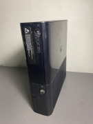Konsola Xbox 360 E+ 3 gry