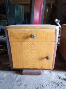 Szafka nocna  PRL lata 50 60  retro vintage antyk 2 sztuki