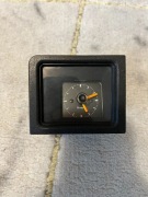 Zegarek deski rozdzielczej Opel Kadett D – bardzo dobry stan, klasyk!