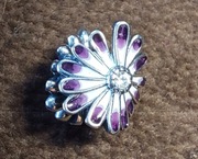 Charms Fioletowa Stokrotka