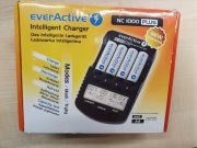Ładowarka do akumulartorków AA/AAA, everActive NC1000 Plus Smart