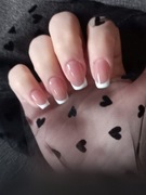 Handmade tips french sztuczne paznokcie 