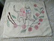 Poszewka na poduszkę wyszywana PRL