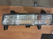 Jeep Compass II 17-lampa przednia prawa DRL dzienna