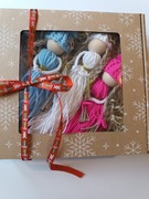 Anioły z makramy kolorowe do zawieszenia na choince lub ścianie 