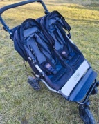 Wózek bliźniaczy spacerowy Mountain Buggy duet 