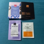 Avon zestaw próbek 4 sztuki