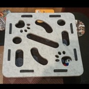 Duża zabawka z piłkami dla kota