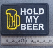 Naszywka Morale Patch: HOLD MY BEER (mocowanie na rzep)