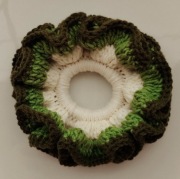 SCRUNCHIE ręcznie robiona na szydełku gumka do włosów 