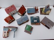 Domki budowle na makiete  10 szt.  skala   1/87  HO 