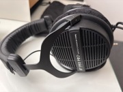 Słuchawki przewodowe Beyerdynamic DT 990 PRO  80 Ohm Black Edition.