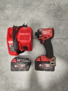 Zakrętarka udarowa Milwaukee FID3 + 2szt Aku i ładowarka