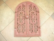 Drzwi,drzwiczki żeliwne do kominka