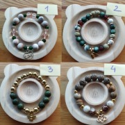 Bransoletka z koralików hand made z zawieszkami