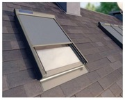 Markiza Solarna FAKRO  AMZ ZW Sol RC 94x140