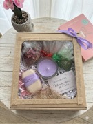 pr Prezent dla niej zestaw relaksacyjny swieca herbata Naturiva