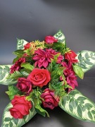 kompozycja kwiatowa na grób ,wiązanka na cmentarz 