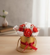 Złoty flower box z Rafaello 