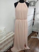 Śliczna długa suknia z rozporkiem # M