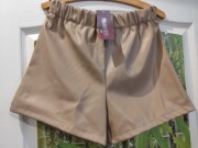 Krótkie spodenki z eco skóry fango