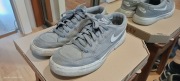 Buty obuwie sportowe Nike jasne szare rozmiar 42 jasna podeszwa