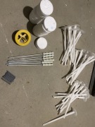 Dyble, kołki, zaślepki styropianowe 20 cm