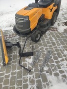 Pług do odśnieżania do kosiarki 