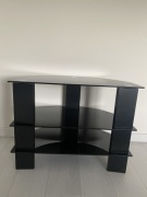 Stolik RTV- szklany, czarny stan idealny