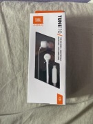 Słuchawki JBL by HARMAN - Tune 110 Pure Bass Sound x Hands-Free Calls