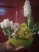 Stroik,ozdoba dekoracja Wielkanocna,wiosenna z kurką na piku,stół,pomnik