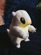 Alolan sandshrew maskotka pokemon 