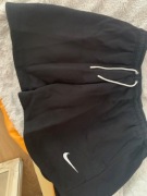 Luzne spodenki NIKE miekkie i wygodne  UNISEX 